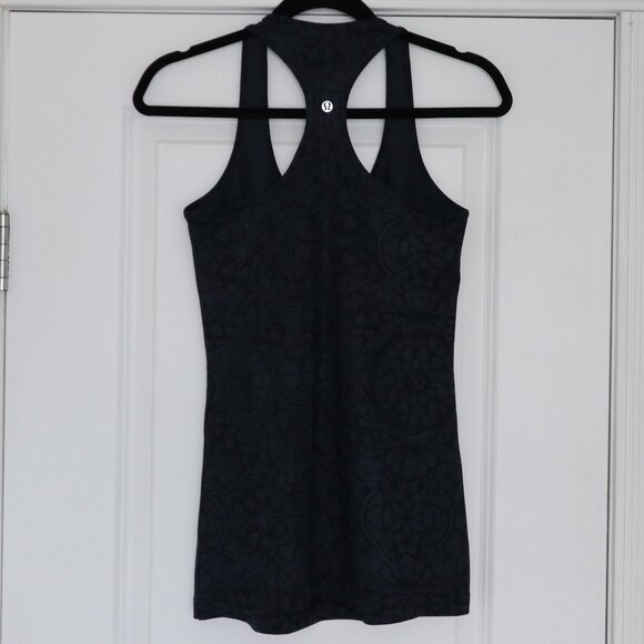 Navy and Black Patterned Lululemon Tank Top - Picture 2 of 4